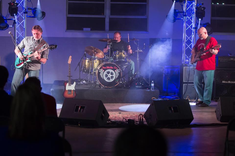 Few Miles On, Blues Rock, Music Reviews, Music Blog, Interviews,
