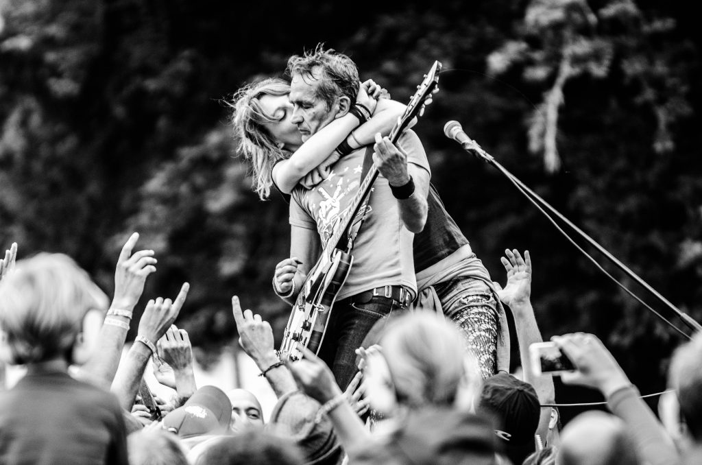 Independent Music, Unsigned Musicians, Music Reviews, Music Promotion, Unsigned Artists, Reviews, Articles, Interviews, Music Blog,