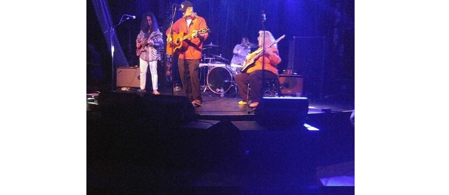 Bob Jeter, Along For The Ride, Music Reviews, Independent Music, Music Blog, Music Promotion,
