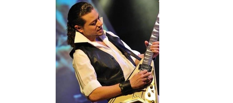 Mirko Filacchioni, In Guitar We Trust, New Way, Music Reviews, Independent Music Blog, Independent Music Promotion,