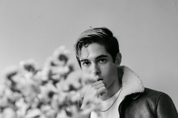 Elliot Jones, Let You In, Interview, Indie Blog, Independent Music Blog, Songwriting Community, Music Promotion, Unsigned Artists and Bands, Music Submissions, Submit Music For Review,