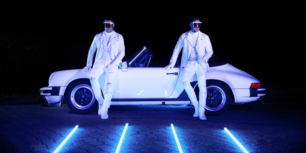 Martin Brothers Looking For You (Official Video) Stereo Stickman