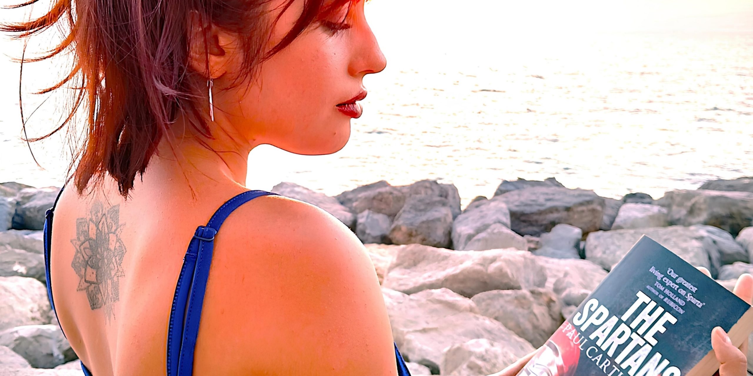 Sarah R Jay - 300 Fallen Heroes Music Video - Stereo Stickman